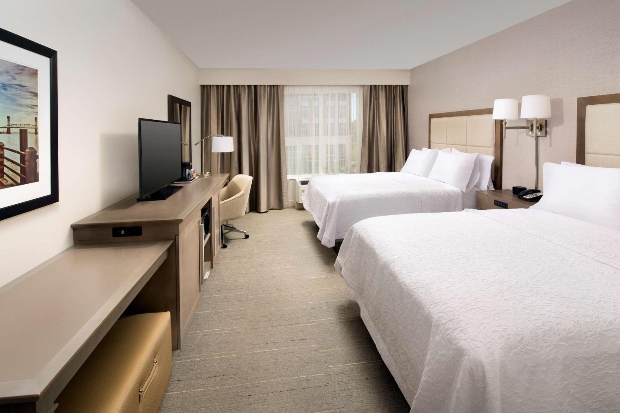 Hampton Inn Wilmington Downtown Dış mekan fotoğraf